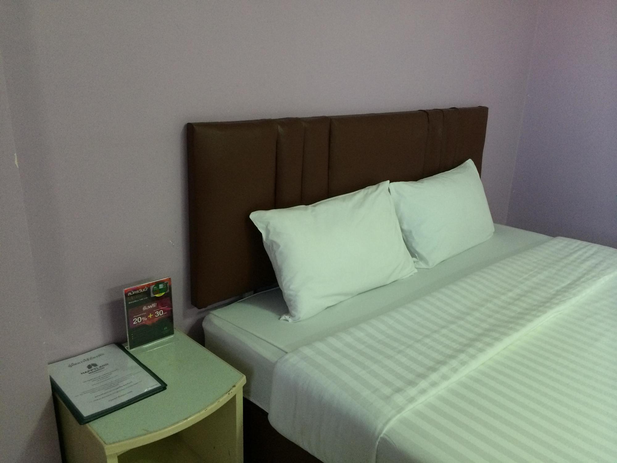 Happyland Mansion Hotel Bangkok Ngoại thất bức ảnh