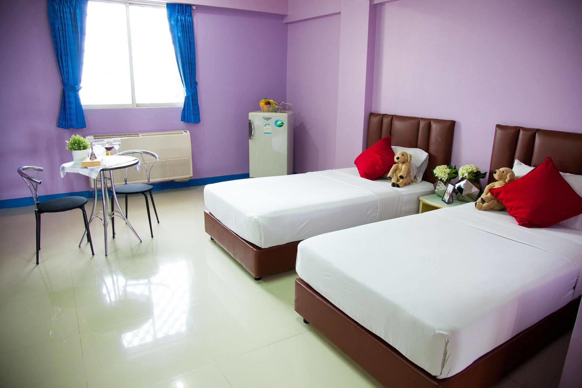 Happyland Mansion Hotel Bangkok Ngoại thất bức ảnh