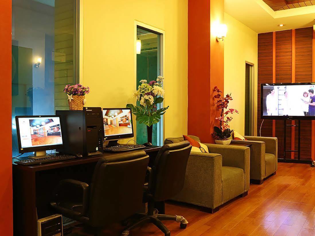 Happyland Mansion Hotel Bangkok Ngoại thất bức ảnh