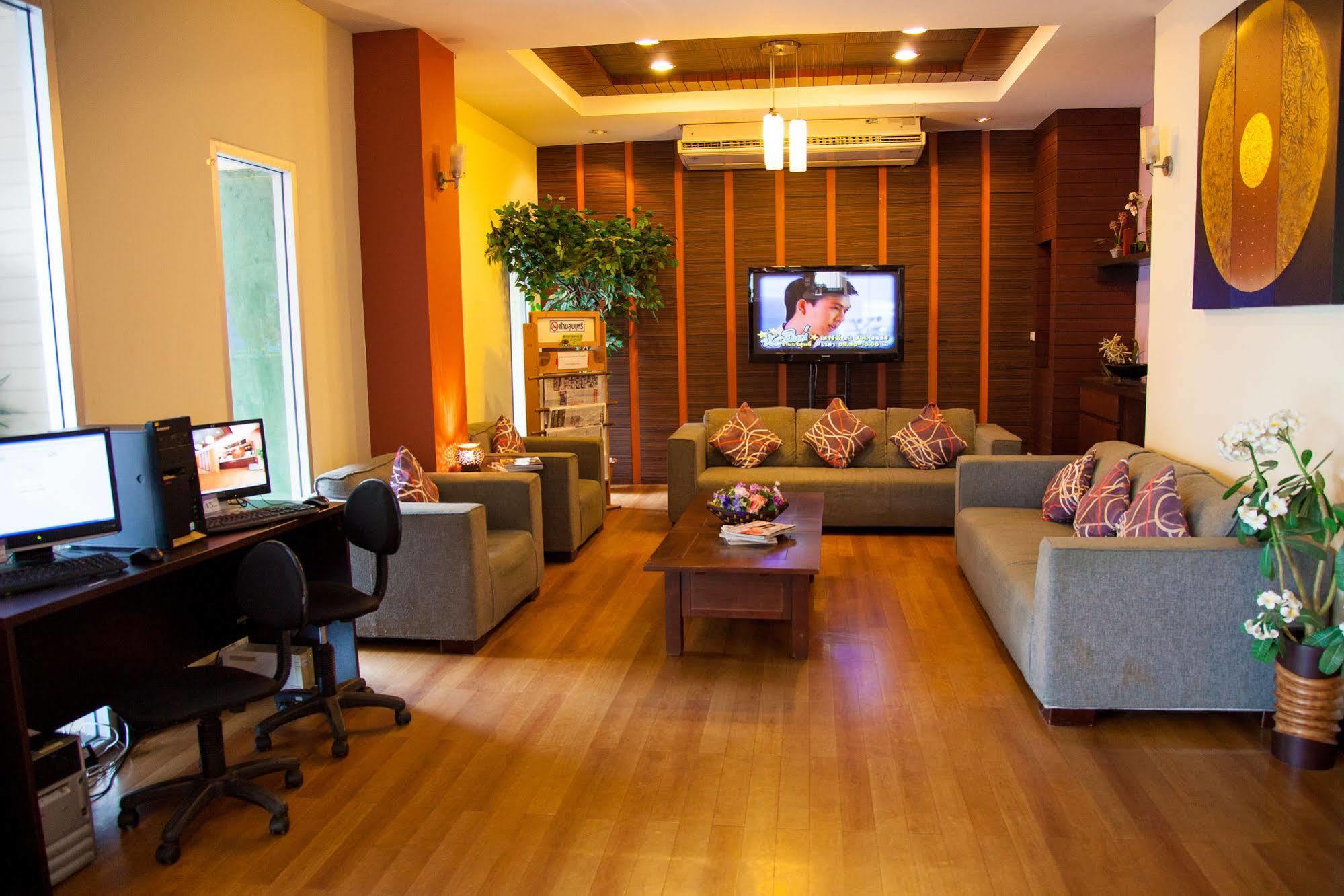 Happyland Mansion Hotel Bangkok Ngoại thất bức ảnh