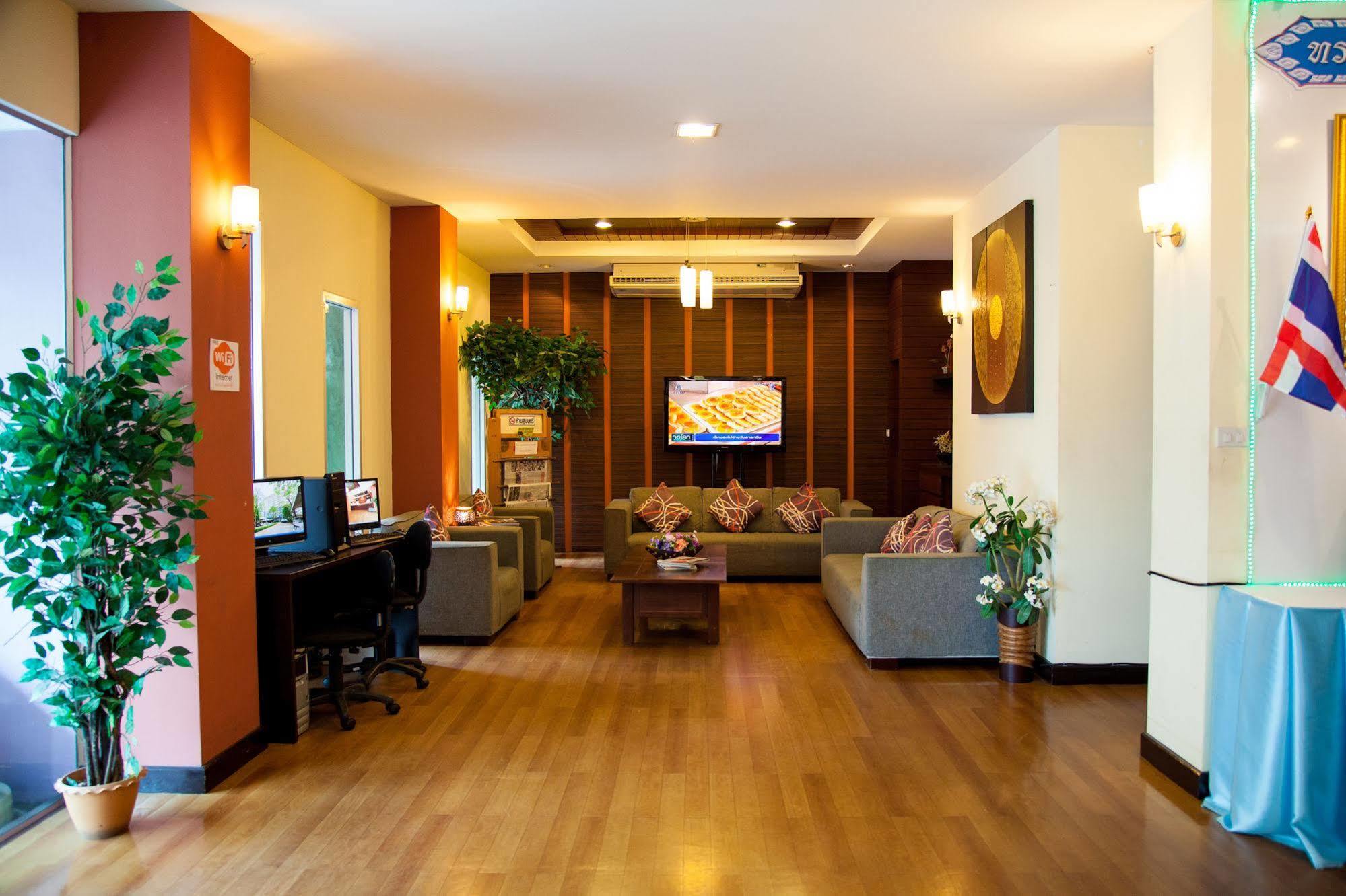 Happyland Mansion Hotel Bangkok Ngoại thất bức ảnh