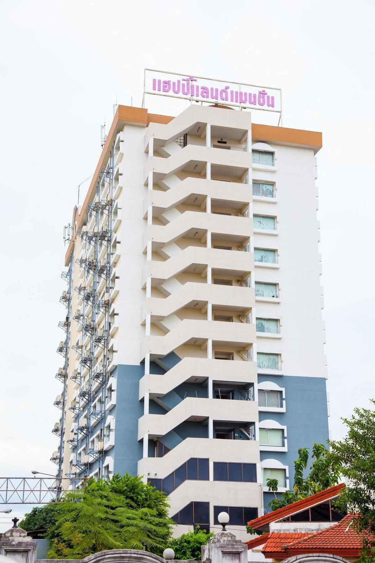 Happyland Mansion Hotel Bangkok Ngoại thất bức ảnh