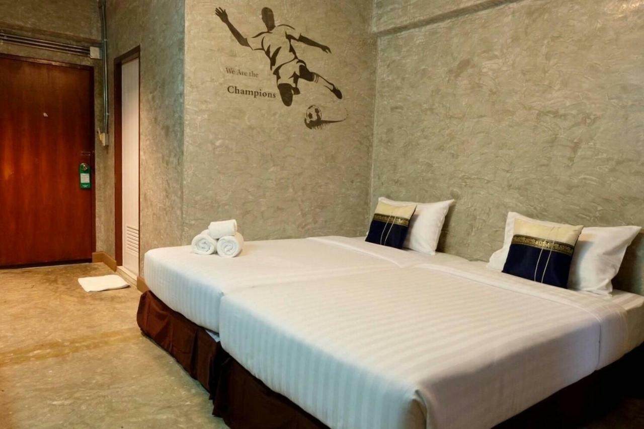 Happyland Mansion Hotel Bangkok Ngoại thất bức ảnh